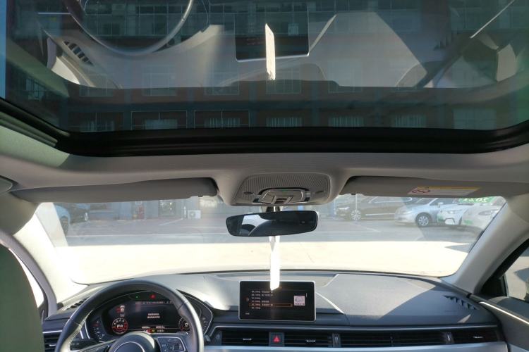 Used Audi A4L 2019 40 TFSI Fashion Edition China VI Emission Standard
