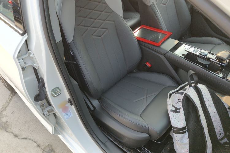 Used Changan Ruicheng PLUS 2023 1.5T DCT Navigation Edition