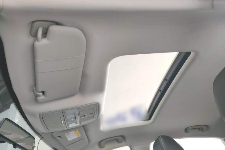 Used Roewe i6 2017 20T Automatic Internet Smart Edition
