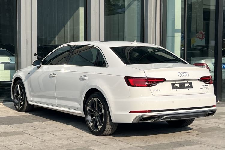 Used Audi A4L 2019 40 TFSI Fashion Edition China VI Emission Standard