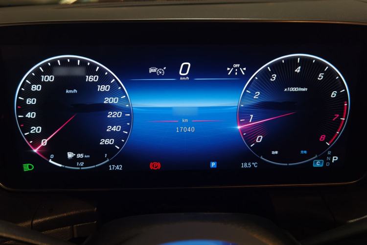 Used Mercedes-Benz GLC 2023 GLC 260 L 4MATIC Dynamic Edition 7-seater
