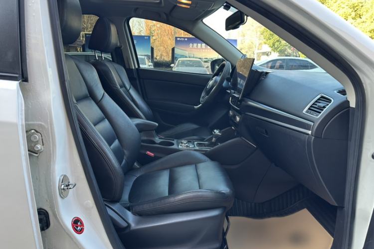 Used Mazda CX-5 2015 2.5L Automatic 4x4 Prestige Edition
