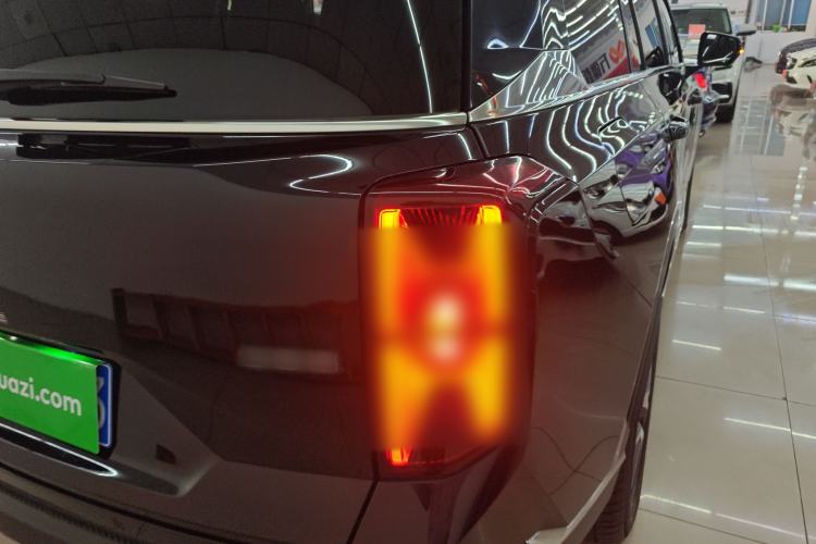 Used GAC Trumpchi GS8 2022 Linghang Series 2.0 TGDI Two-Wheel-Drive Luxury Smart Connectivity Version (7 Seats)
