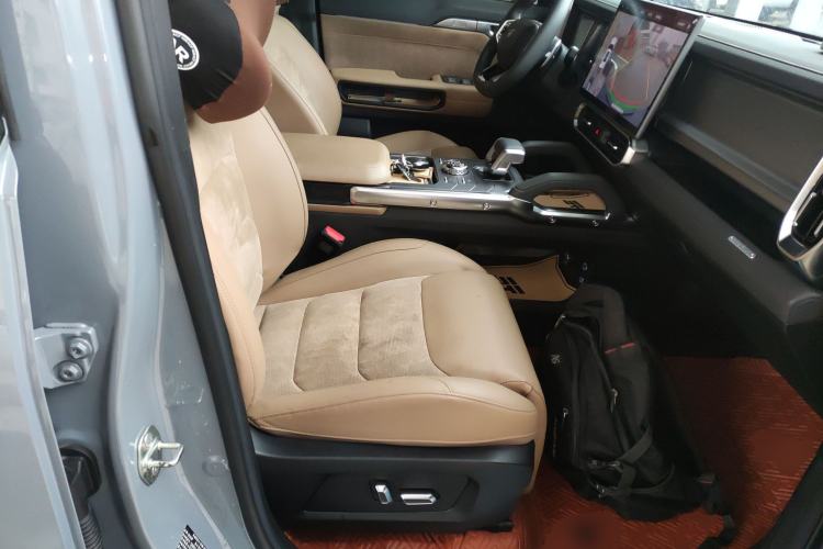 Used JETOUR Traveler 2023 2.0T All-Wheel Drive CrossPRO+