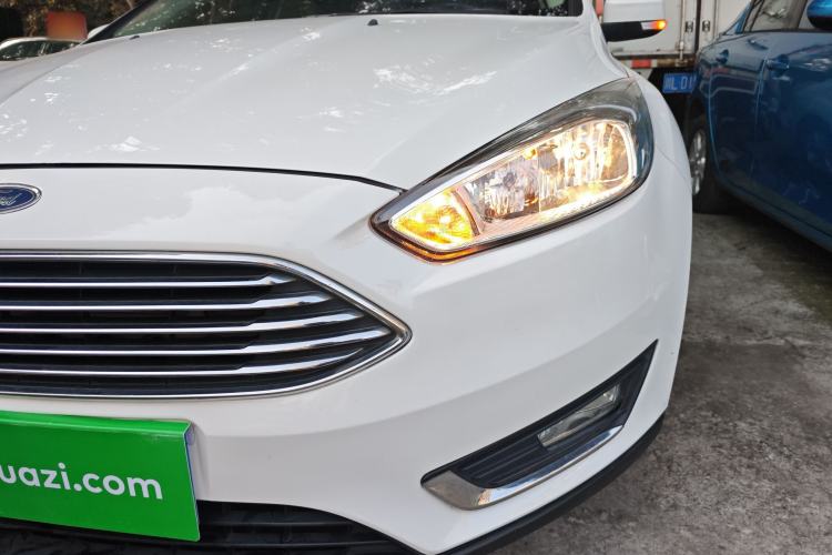 Used Ford Focus 2015 Sedan 1.6L Automatic Trend Model
