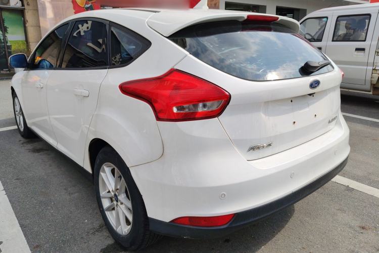 Used Ford Focus 2017 Hatchback 1.6L Automatic Fashion Edition Smart Drive Version