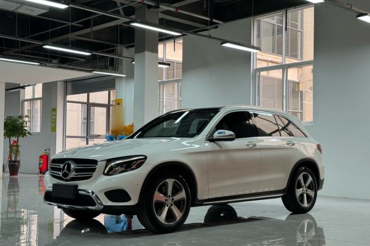 Used Mercedes-Benz GLC 2016 GLC 260 4MATIC Luxury Model