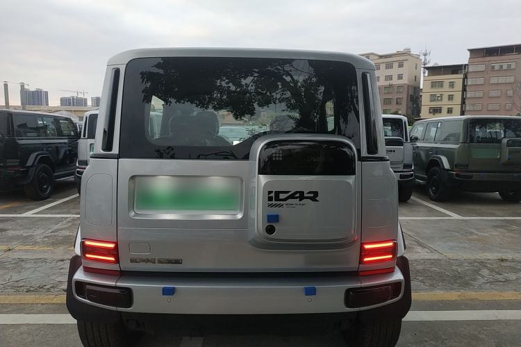 Used  V23 2025 401 Two-Wheel Drive Advanced Edition