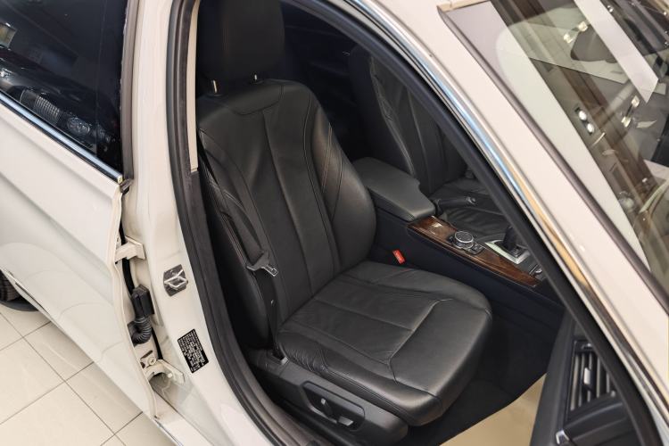 Used BMW 3 Series 2015 320Li Luxury Design Package Premium Edition