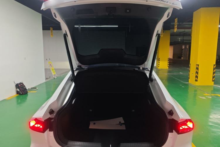 Used Changan UNI-V 2024 1.5T Prestige Sport Edition
