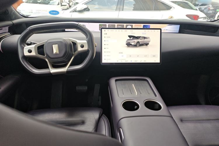 Used  07 2024 Max Extended-Range Edition
