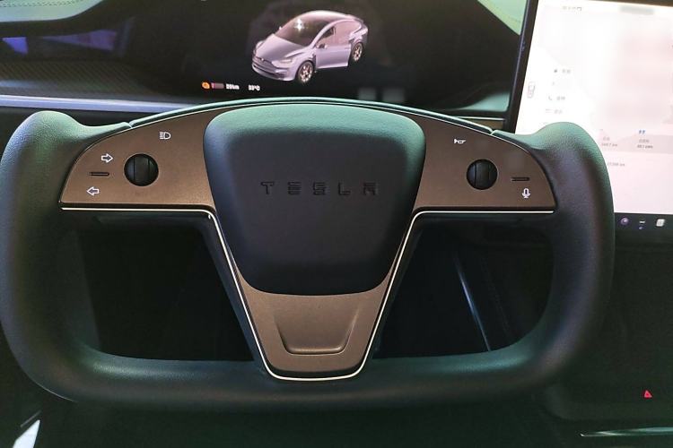 Used Tesla Model X 2023 Three-Motor All-Wheel-Drive Plaid Version
