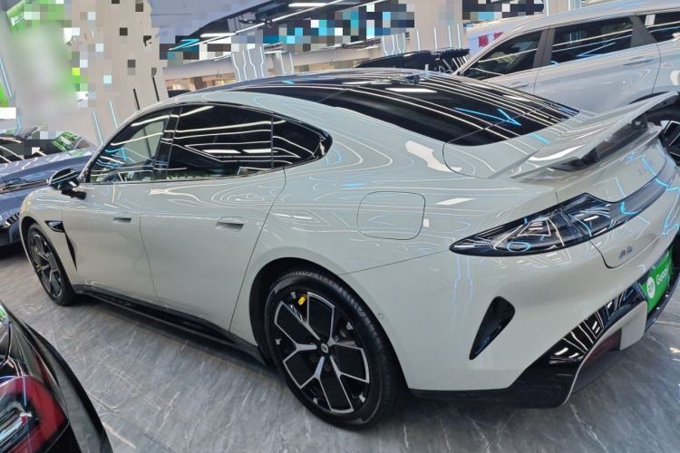 Used  SU7 2024 Rear-Drive Ultra-Long Range Advanced Pro-Level Intelligent Driving Version
