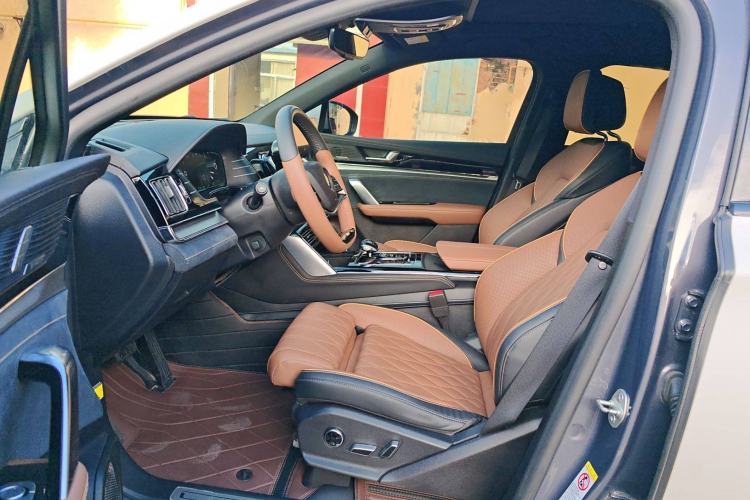 Used BYD Tang New Energy 2021 DM 2.0T Four-Wheel Drive High-Performance Flagship Model
