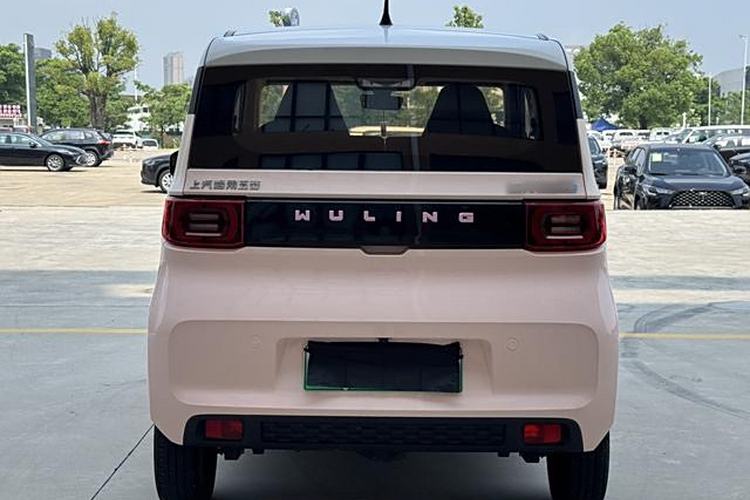 Used Wuling Hongguang MINIEV 2021 Macaron Fashion Model Lithium Iron Phosphate
