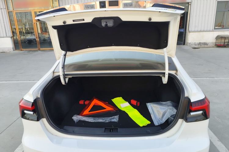 Used Roewe i6 MAX New Energy 2023 EV 420 Skyroof Special Edition
