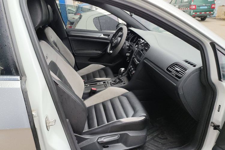 Used Volkswagen Golf 2016 1.4TSI Automatic R-Line