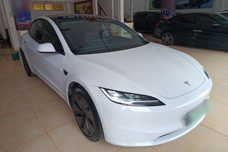 Used Tesla Model 3 2023 Long-Range All-Wheel-Drive Version
