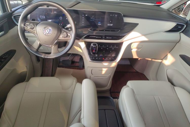 Used Buick GL8 2022 ES Landtrek 653T Comfort Edition
