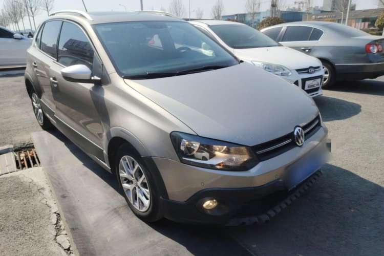 Used Volkswagen Polo 2014 1.6L Cross Polo Automatic