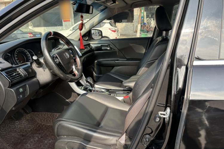 Used Honda Accord 2016 2.0L Comfort Edition
