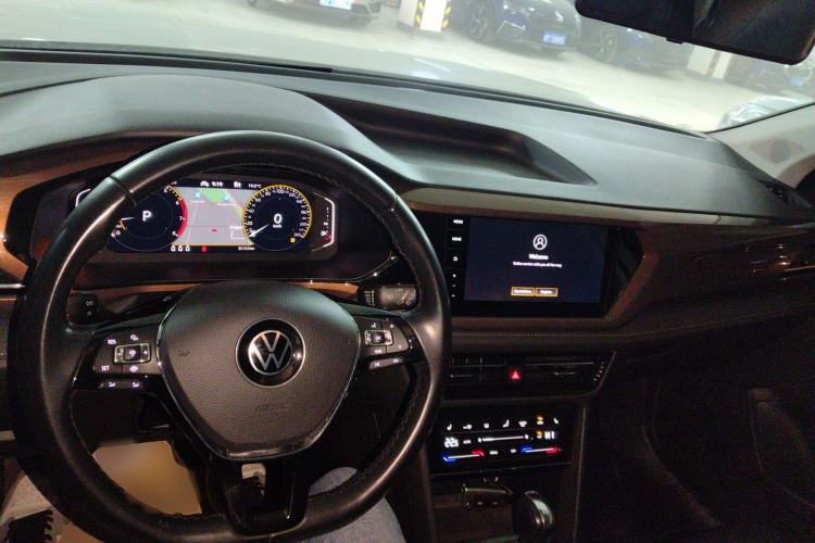 Used Volkswagen Tharu 2022 330TSI Four-Wheel Drive Luxury Edition
