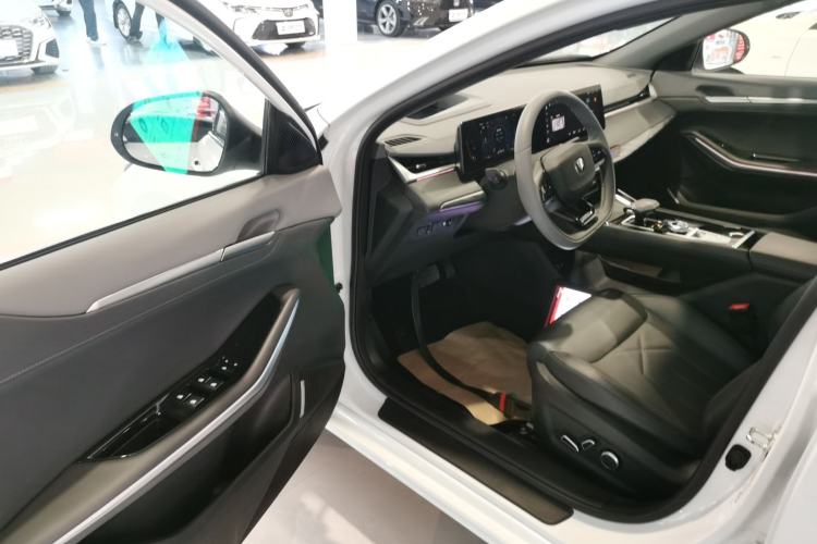 Used Changan Ruicheng PLUS 2023 1.5T DCT Navigation Edition
