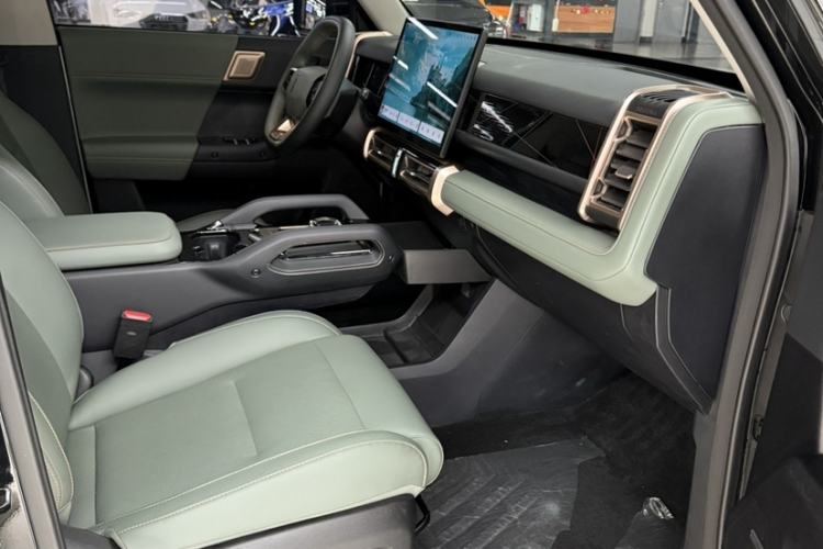 Used  03 2024 472km Four-Wheel Drive Long-Range Version
