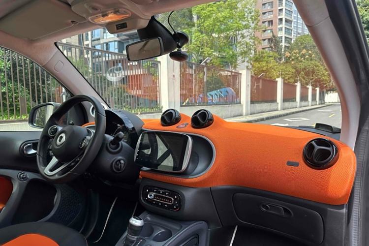 Used  fortwo 2015 1.0L 52 kW Hardtop Passion Edition