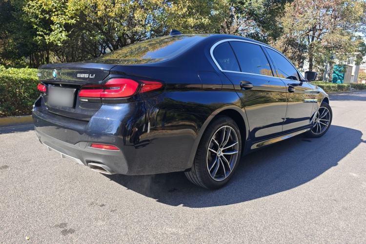 Used BMW 5 Series 2022 Restyled 525Li M Sport Package
