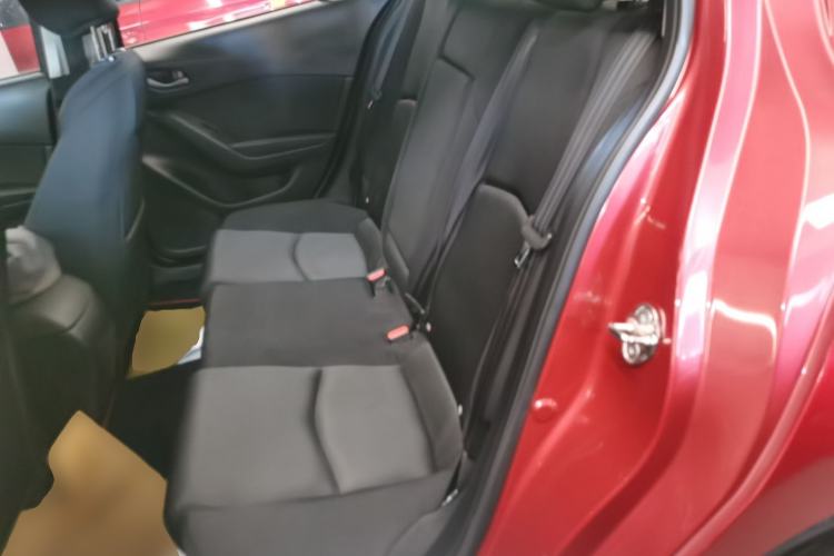 Used Mazda Mazda 3 Axela 2019 Cloud-Controlled Version Sedan 1.5L Automatic Comfort Trim China VI Standard
