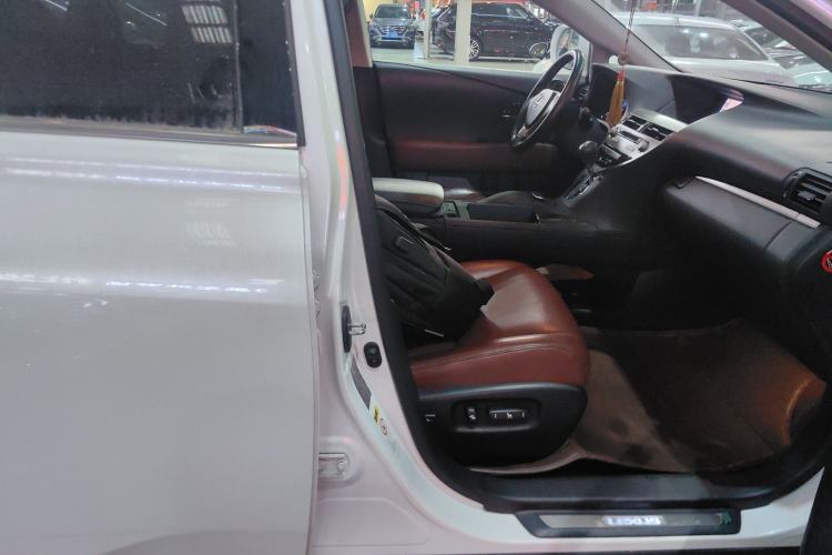 Used Lexus RX Classic 2013 270 Luxury Edition
