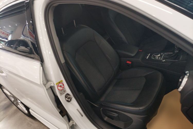 Used Audi A3 2019 Limousine 35 TFSI Fashion Edition China V standard
