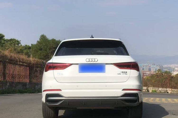 Used Audi Q3 2021 35 TFSI Progressive Dynamic Edition
