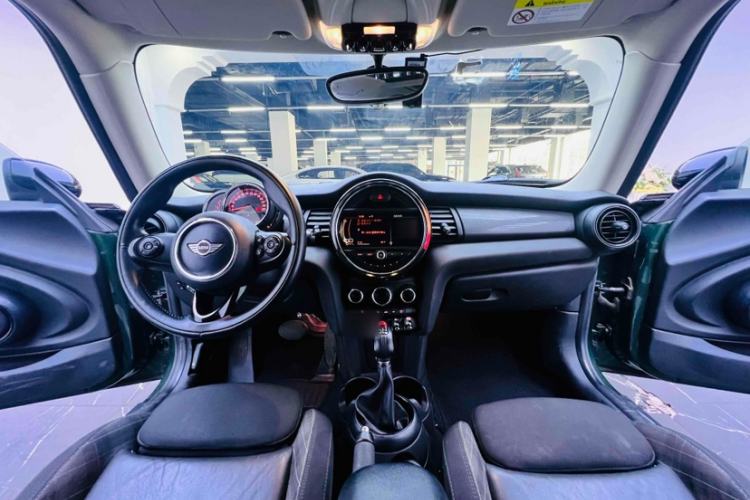 Used  MINI 2016 1.5T COOPER Avant-Garde
