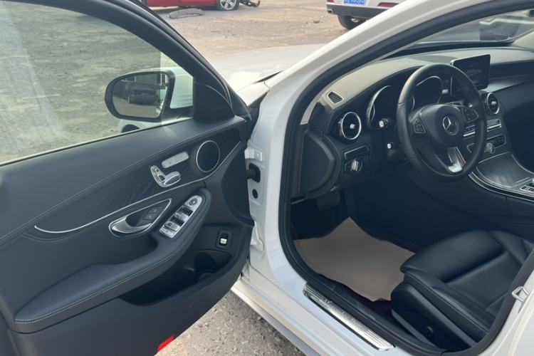Used Mercedes-Benz C-Class 2017 Facelift C 200 L Sport Edition
