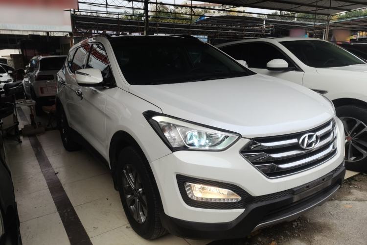 Used Hyundai Santa Fe 2015 2.0T Automatic All-Wheel Drive Smart Version 5 Seats
