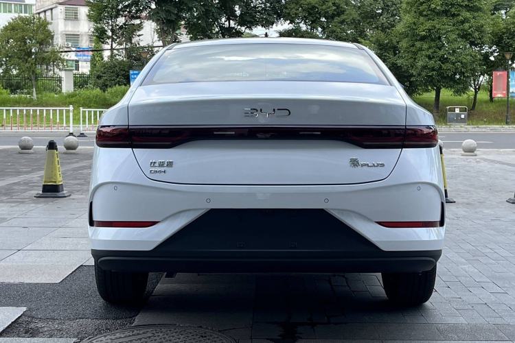 Used BYD Qin PLUS 2025 DM-i Smart Drive 55KM Leading Model
