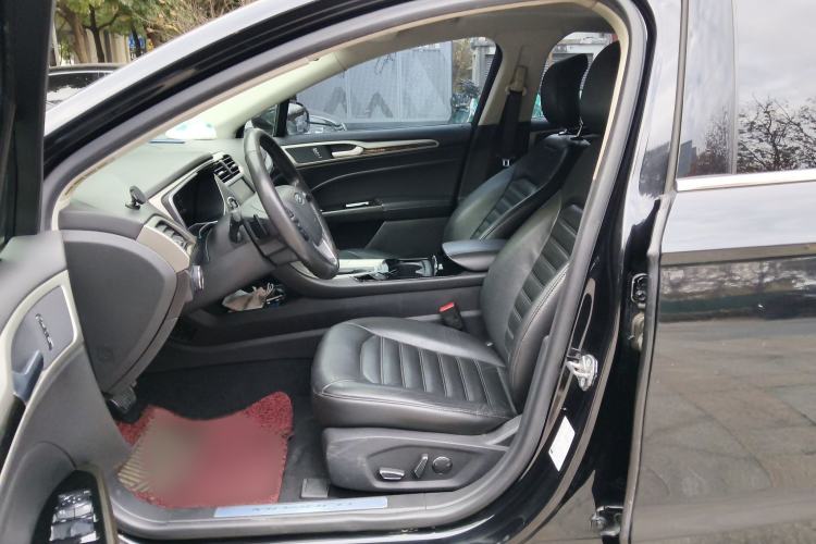 Used Ford Mondeo 2013 2.0L GTDi 200 Luxury Model
