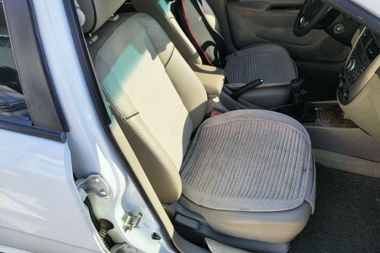 Used Buick Excelle 2015 1.5L Manual Classic Trim