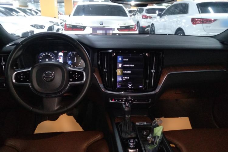 Used Volvo S60 2021 T4 Zhiyuan Luxury Edition