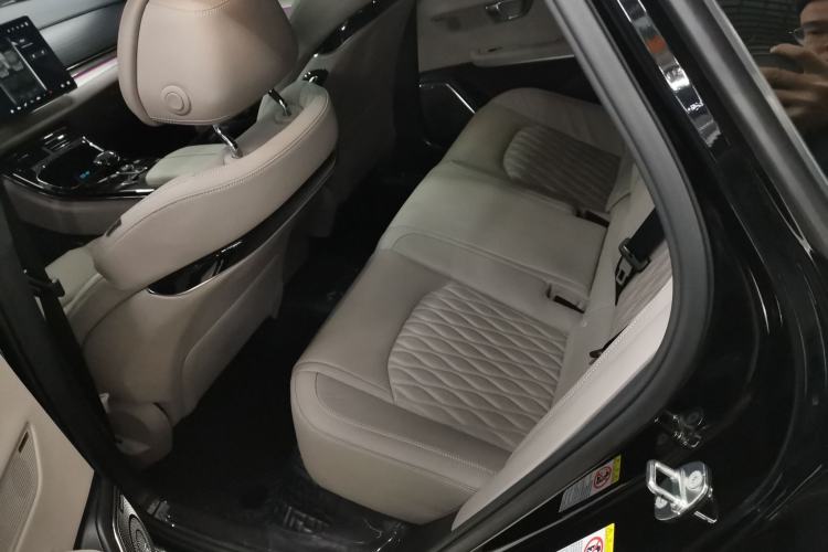 Used BYD Han 2025 DM-i 125KM Prestige Model
