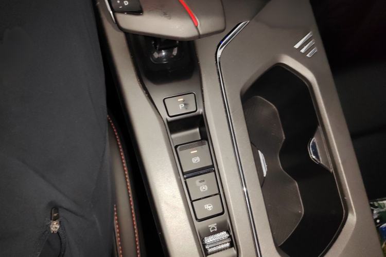 Used Changan X5 PLUS 2024 1.5T DCT ZhiZun Version
