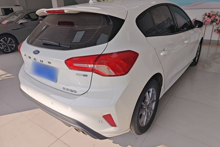 Used Ford Focus 2021 Hatchback EcoBoost 180 Automatic Titanium Edition
