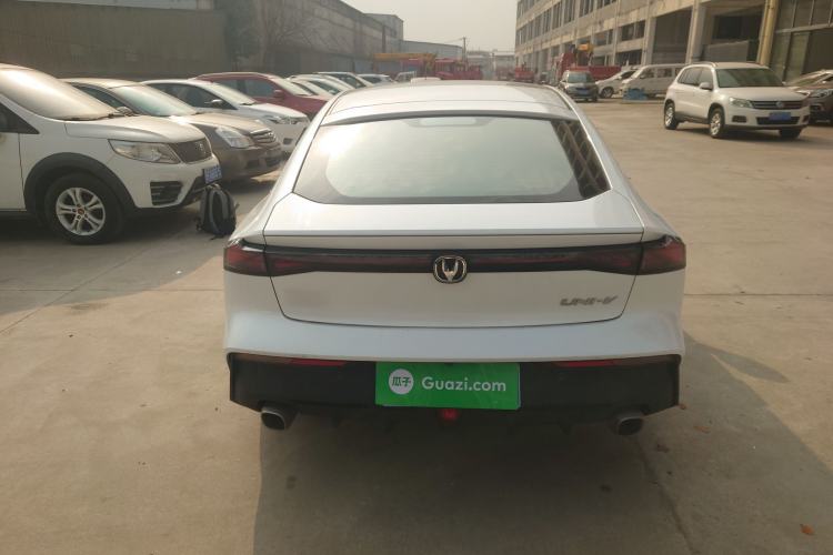 Used Changan UNI-V 2022 1.5T Prestige Version
