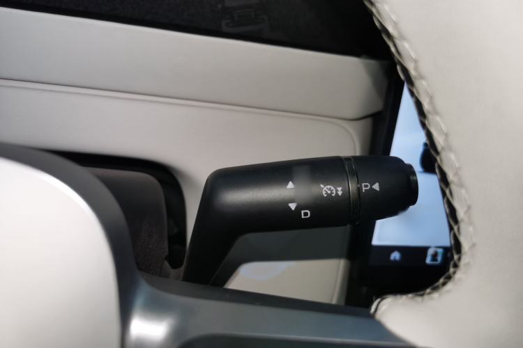 Used  V23 2025 501 Four-Wheel Drive Advanced Version
