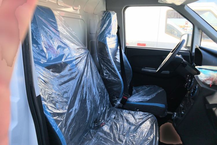 Used Foton Intelligent Blue Elf E7 2024 Facelifted All-Electric Van Flat Roof 2 Seats Evey Lithium Energy 41.86 kWh
