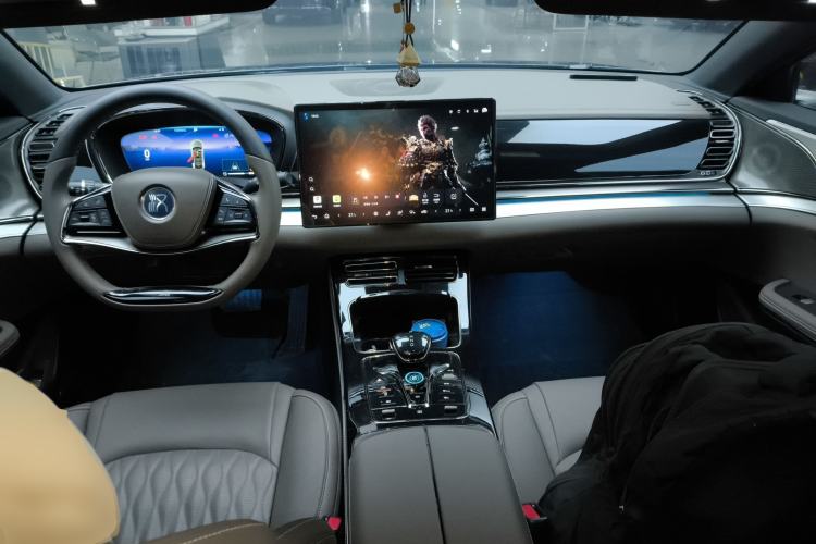 Used BYD Han 2024 DM-i Glory Edition 121KM Prestige Model