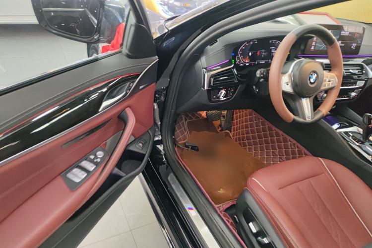 Used BMW 5 Series 2022 Second Facelift 525Li M Sport Package