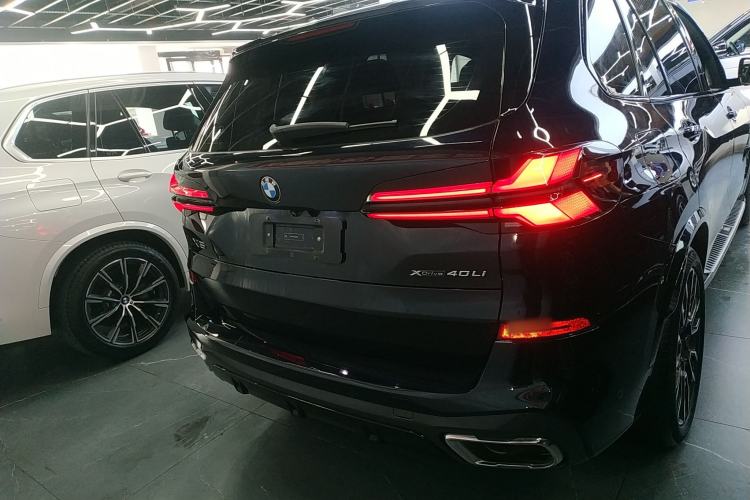 Used BMW X5 2023 xDrive 40Li M Sport Night Edition Package